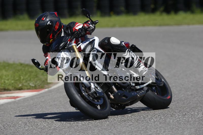 /Archiv-2024/29 12.06.2024 MOTO.CH Track Day ADR/Gruppe gelb/14